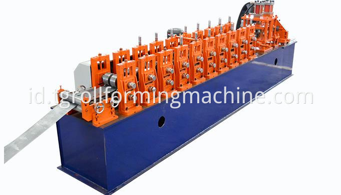 Stud Roll Forming Machine